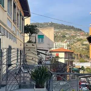 Casa Visconti, Bordighera, Vista Mare Appartement