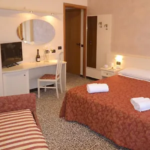 3* Hotel Gold